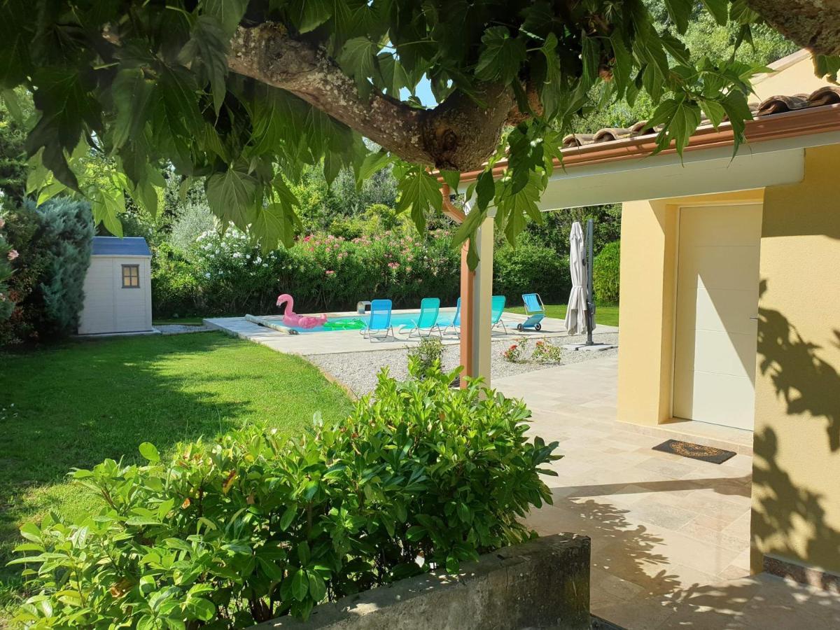 La villa provençale Sarrians Extérieur photo