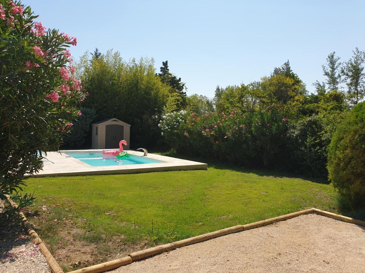 La villa provençale Sarrians Extérieur photo